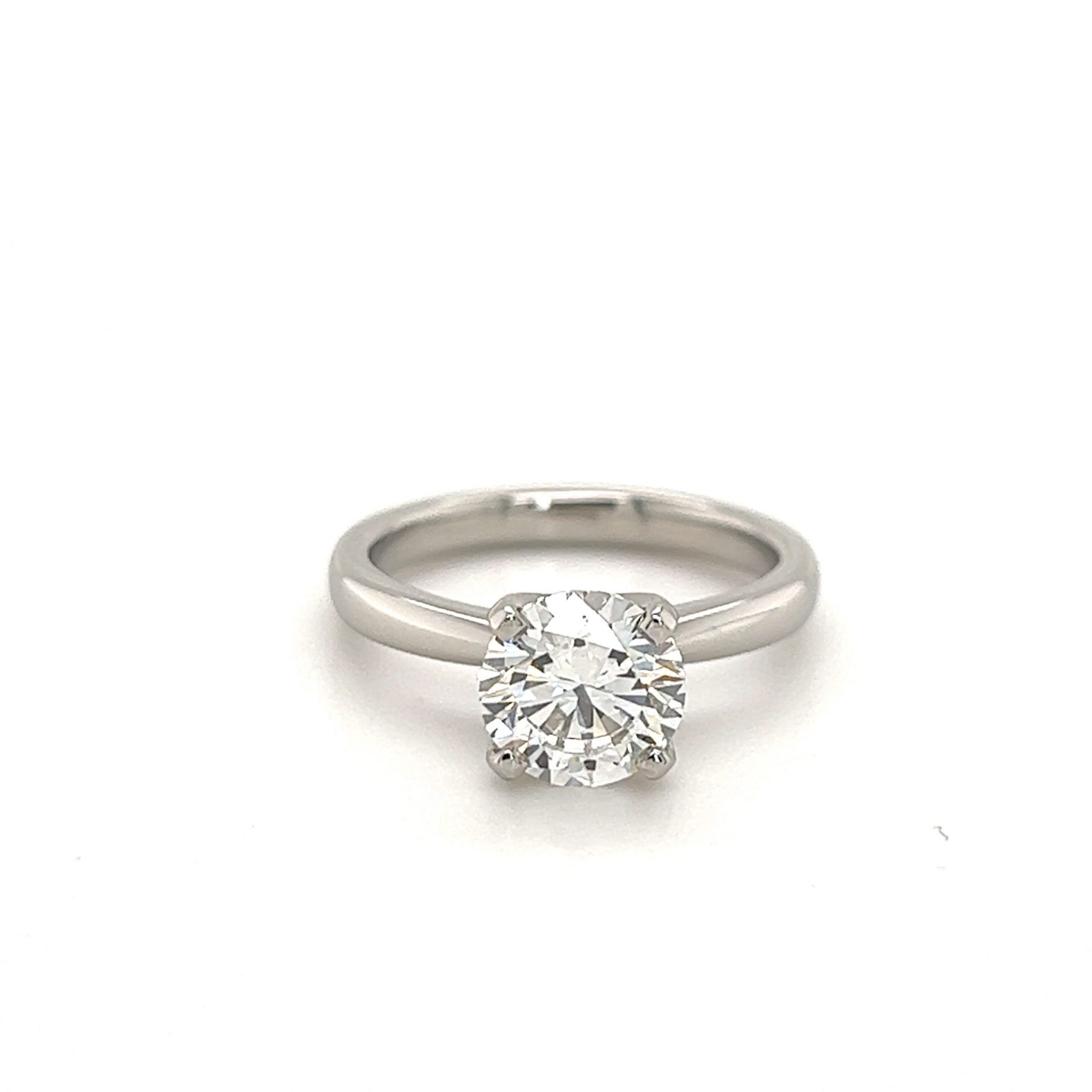 Round diamond solitaire engagement ring
